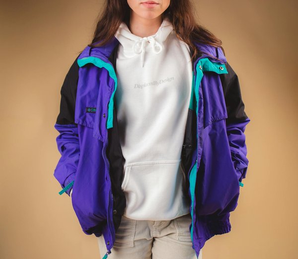 Eleva Tu Moda Femenina con Confianza